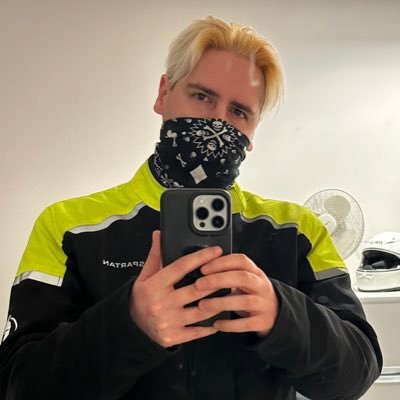 Photography, D&D, Cooking, DIY, Gaming, Movies, Boxing and First Aid. A Tank, Healer, Damage Dealer. Putting the “mental” back in to Old School Punk Mentality