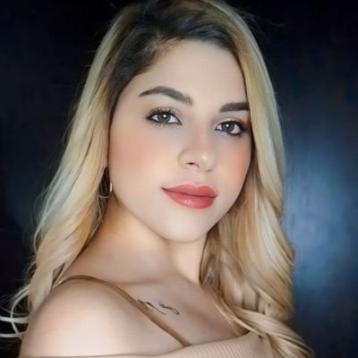 ZeinabRestum Profile Picture