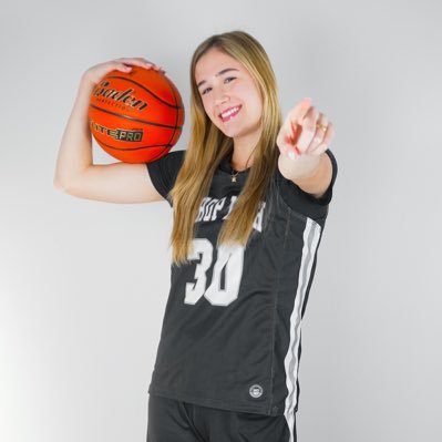 C’O 2024 // 6’2 PF // 4.0 GPA // Bishop Lynch #30 // AAU Team: Texas Elite 2024🏀// My cell: 214-605-0352 // Romans 12:12 ✝️// @UTDALLAS_WBB☄️