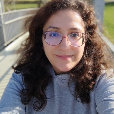 tuba2016eren's profile picture. Eş ,Anne ,Hukukçu,Mülteci ,  cbj Filmin sonu ortasından iyi olsun,;))