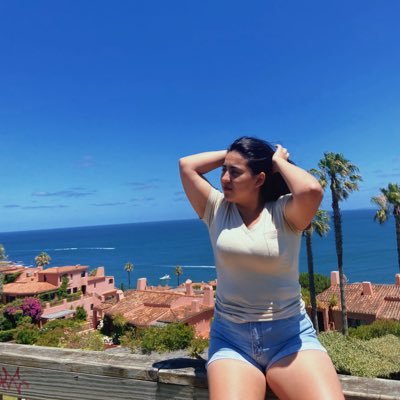 Med👩🏻⚕️♥️
Lo miro, me gusta, lo quiero, lo tengo 💁🏻♀️
♐