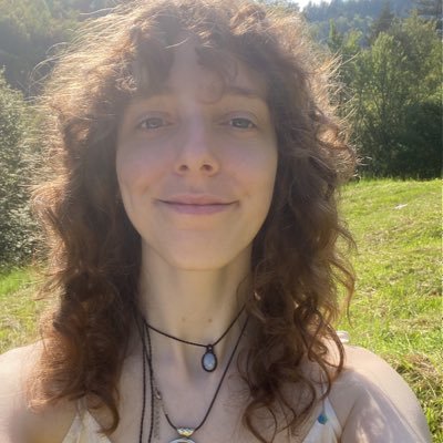 PhD candidate in Mycorrhizal Symbiosis & Plant Molecular Physiology in the @mb_bucherlab 🍄 Nature lover & free spirit 🧚🏻♀️🌱🇬🇧-🇩🇪 @sheffielduni @ucl