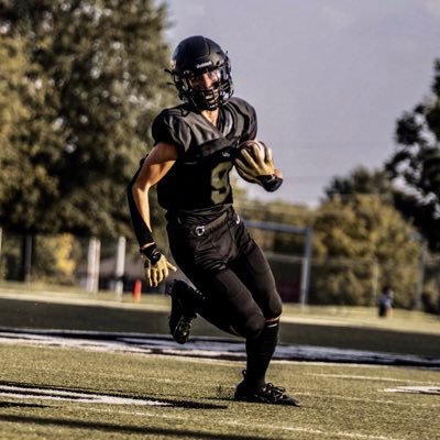 #9👑/2027/Bentonville High School/ 4.0 GPA/ WR/6,1/160lbs/4.52 40/4793372615/Bentonville Arkansas / Football, Baseball, Track and Field