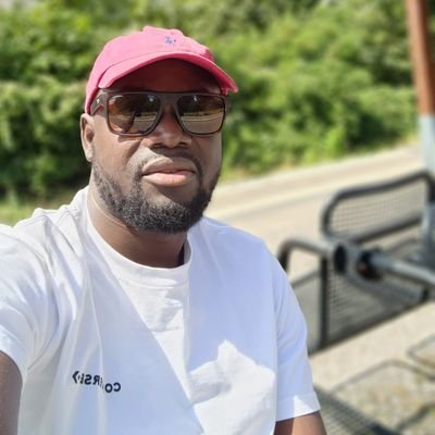 ColySarr's profile picture. I tweet a lot about : Marseille | Liverpool | Bayern | @Lakers | and some other stuff!!!