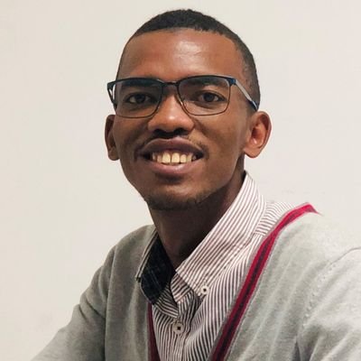 A computer scientist who loves photojournalism.
Animal defender , Volunteer.
⚓ Madagascar 🇲🇬