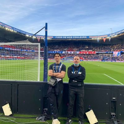 𝐄𝐱 𝐅𝐈𝐅𝐀 𝐏𝐥𝐚𝐲𝐞𝐫 and Coach 🧠 • 𝐖𝐢𝐧𝐧𝐞𝐫 eLigue1 𝐎𝐩𝐞𝐧 𝐱3 𝐟𝐨𝐫 @PSG_Inside 🏆 •  Former @RealityZoned • 𝐒𝐞𝐫𝐯𝐢𝐜𝐞 @FUTChampions__