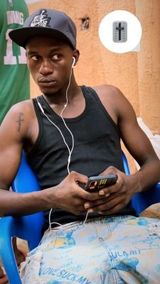 AlexE1817664's profile picture. Don't ever change for someone!!!!💔 Be yourself, the right people will like and love the real you....💯🚭