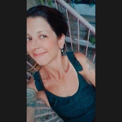 agusguguslarram's profile picture. El amor verdadero nunca cortará tus alas. 👑