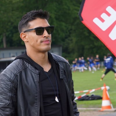 davidelucas25's profile picture. 