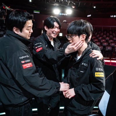 kt Rolster PerfecT 선수님의 4월 26일 주전 데뷔 100일 & 5월 17일 생일을 기념한 드랍입니다.