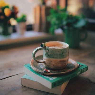 hastobe_secret's profile picture. 직장인/톡토로/일상중심/FUB FREE/🩷 여둘톡, 필름클럽, 독서, 외국어, 요가, 발레, 그림, 게임, 그외 일상