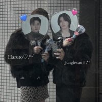 우라라 (@yutaruto_) 's Twitter Profile
