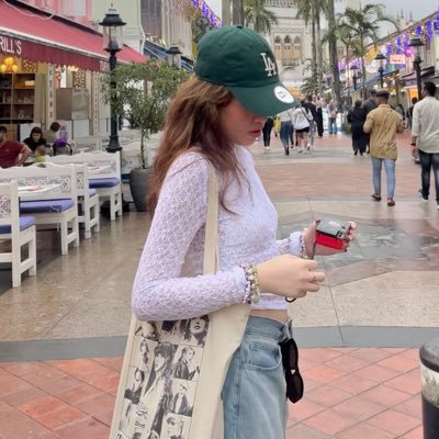 keneesha13's profile picture. 