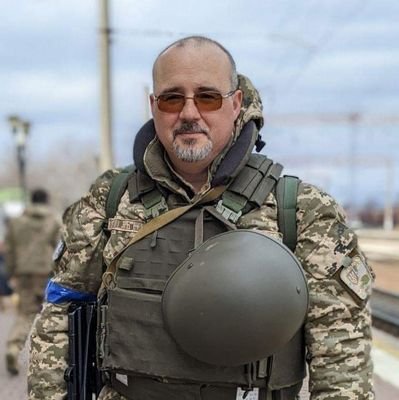 Ukraine Officer🇺🇦🇺🇦 EOD forces💣 Military Engineering🛠🗜. FIGHTING RUSSIAN INVASION 🗡
Support Ukraine🇺🇦 #UkraineMustWin