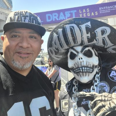 Proud member of the ONLY Real Nation! #RAIDERNATION.🏈🇲🇽🇺🇸 
What happens in Las Vegas, started in Oakland! #TopRankBoxing #USABoxing #UFC  #GODisGREAT!