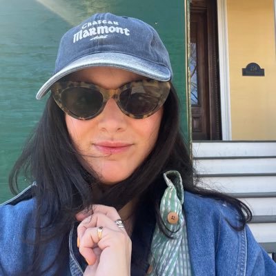 writing @nymag @thecut @businessinsider @guardian @CNtraveler @inc // editing https://t.co/PcooAaRxVh // send tips and compliments to annasilmanjourno@gmail.com