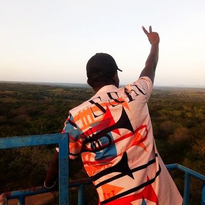 shaddy_ekunoit's profile picture. Dreamer. Creator. Achiever🌟
Embracing the journey, chasing the vision 🚀
Believer in the power of kindness, creativity, and hard work.✨
Inspiring others ✴️