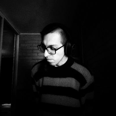 Diseñador, Multimedia, Fotografía, Ilustración. #Queer #Goth & #Vegan