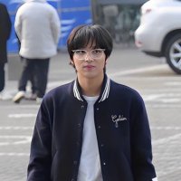 vi (@apocalypselose) 's Twitter Profile