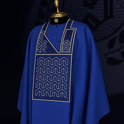 Emmyclothings's profile picture. Professional fashion designer