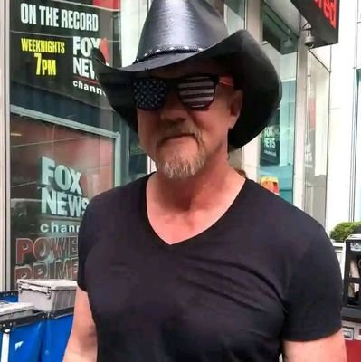 THIS IS A PAGE FOR THE MOST LOYAL TRACE ADKINS FANS.

/Hey I'm just a trace adkins fan just like you but only I had the opportunity to meet him. So follow back/