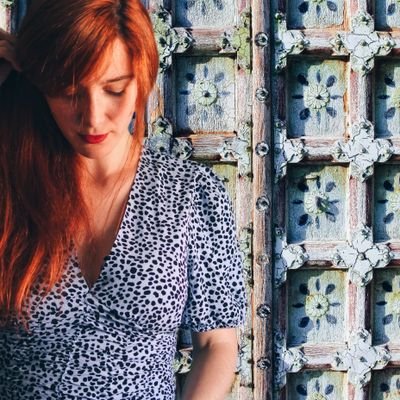 EviMaheshvari's profile picture. 🕉️Historiadora atrapada en māyā
🪔Hinduismo▫️India▫️arte▫️Diosa जय श्री माँ
🪷Mi libro: Devi. La diosa hindú
👩🏻‍🦰Estado civil:opositora
#ragamalaporlamañana