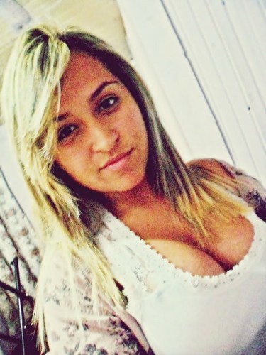 Meninα dos olhos de DEUS ♫
Segue ai vai ? ;)