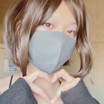 shiori749429259's profile picture. 