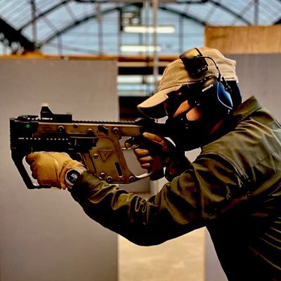 主にサバゲ、時々キャンプとかFGOとかいろんなこと呟いたりしてます。サバゲではKRYTACのVECTOR・MCX ・LVOA をメインに使ってます。時々サバゲ動画作ったりお出かけ動画作ったりします(＃カメラを持ってちょっとお出かけ)。最近、vtuberの凪波にもハマってたり( #ナギナ民