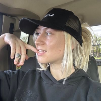 JJorrey Profile Picture