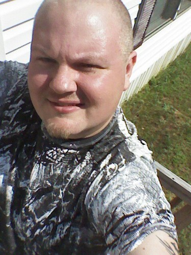 robirob123's profile picture. Father,Son,and awesome friend...that's it.