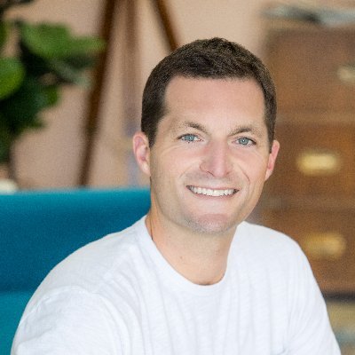 Jaydonrobinson_'s profile picture. Founder, Momento Investment Group | Developing & operating experiential hospitality assets | View my Substack 👇