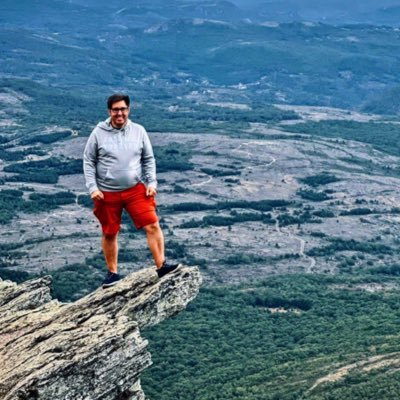 Richigomez's profile picture. 🛩️Viajero incansable. 🚂 Trenero de profesión. 📸 Intento de Fotógrafo. 🎙️ Graduado en Comunicación.  📍 Salamanca/Pamplona ⚜️ Info de trenes: @trensalamanca