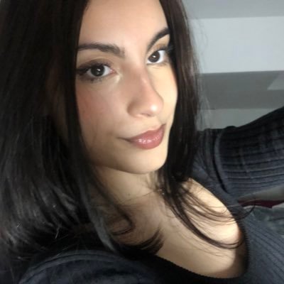 _carolina223's profile picture. ig:_carolinasantos.22