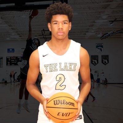 2025 Sunlake High School Varsity | 6’1” 165lbs | GPA 3.3 | FL Ninestrong Athletics Elite 17U | Combo Guard | 📧nmarshall007@me.com