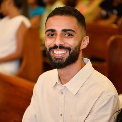 Apenas um rapaz latino americano de 27 anos, jornalista, sem dinheiro no banco, sem parentes importantes e vindo do interior.