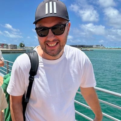 mad_joe37's profile picture. Rodina, byznys, sport, cestování.   Nesnáším hlupáky.