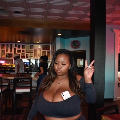 pytbree34's profile picture. 