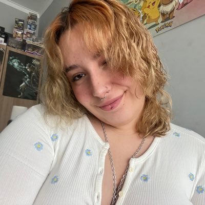 My anxiety is chronic but this ass is iconic | 22 | she/they | ACAB | BLM | I fucking love my partner