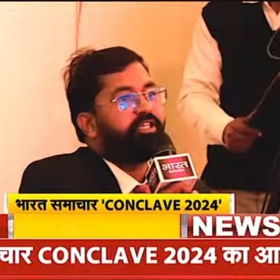 क्यों डरे ज़िंदगी में की क्या होगा ,कुछ नहीं होगा तो तजुर्बा होगा ! वैसे ये तो कुछ दिनों की बात है बस , ये दिन भी गुज़र जाएँगे ……