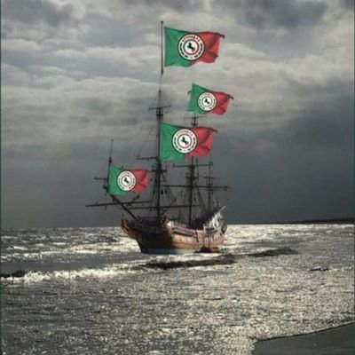 انسان بسيط ومحب لعمل الخير والتطوع للاعمال الخيريه ومساعدة الآخرين ومحب للرياضه وخاصة كرة القدم ومشجع لنادي الاتفاق السعودي
