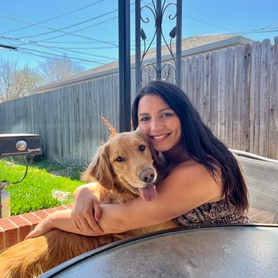 uannry's profile picture. social worker - crossfitter - dog mom - always outside 🏔️