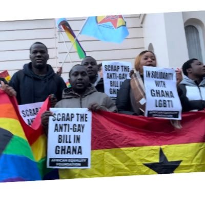 Ghanaians in UK & friends of #Ghana protesting the #antiLGBTQIA+ bill https://t.co/bWxqfHp0eh https://t.co/rGIjqz74kg…