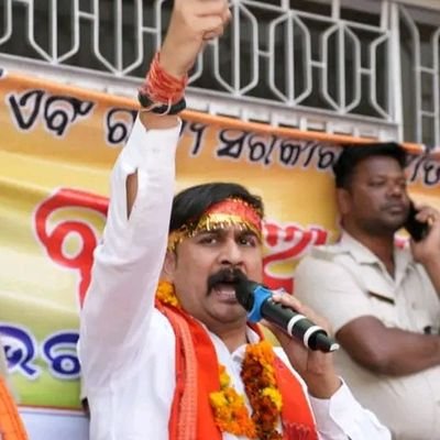 HAMESHA ACHHE RASTE PAR CHALNA SIKHA HE JAY HIND...JAY BHARAT...JAY JAY SHREE RAM...