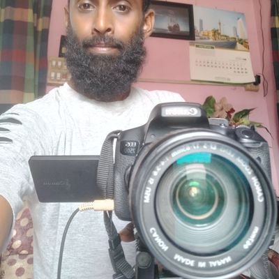 I am a Muslim Army professional photographer job and my name Mohammad Mishra Rahman I am from Bangladesh and my city Dhaka and my old 35my Gm. mithurahaman9@gma