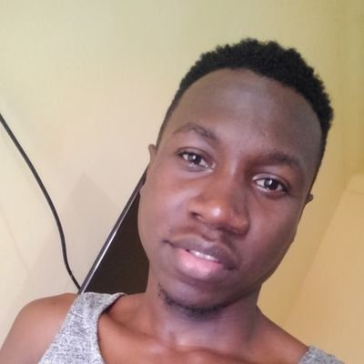 Manchester united fan, appreciate and live my life,plays basketball and hustler