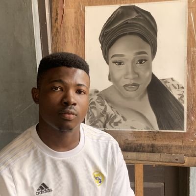 Chelsea fan💙💙 Self taught pencil artist.