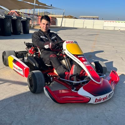 yannilucio's profile picture. Error 404