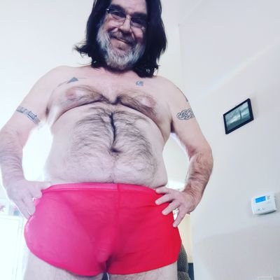 65-year-old exhibitionist seeking a like-minded woman who enjoys sexual exploration and experimentation.
NO HOOKUPS OR CONTENT SELLING!