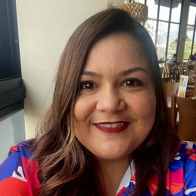 AdrianaBoza6's profile picture. carcajadas